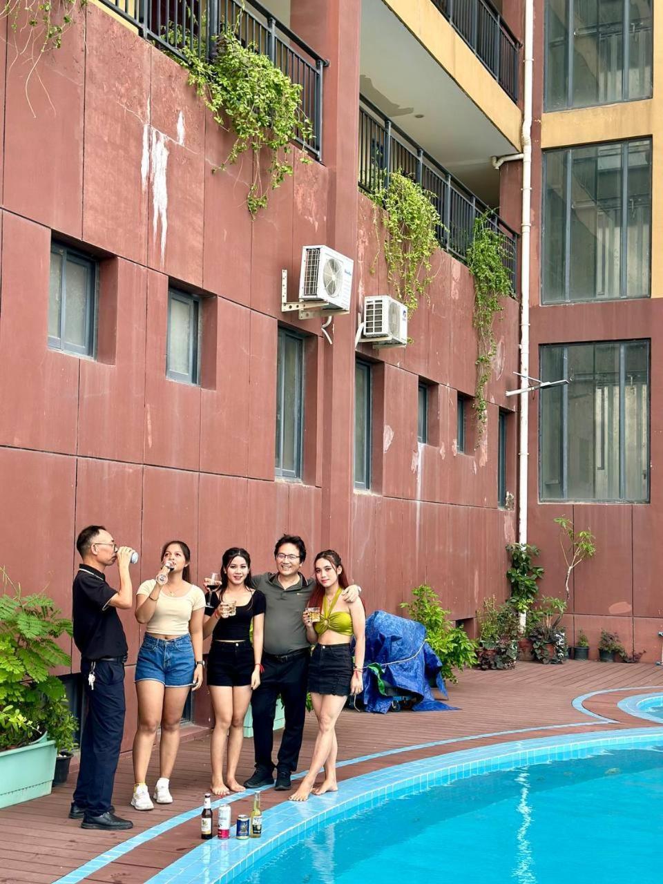 City Comfort Hotel Phnom Penh Airport Esterno foto