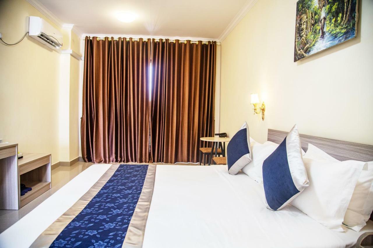 City Comfort Hotel Phnom Penh Airport Esterno foto