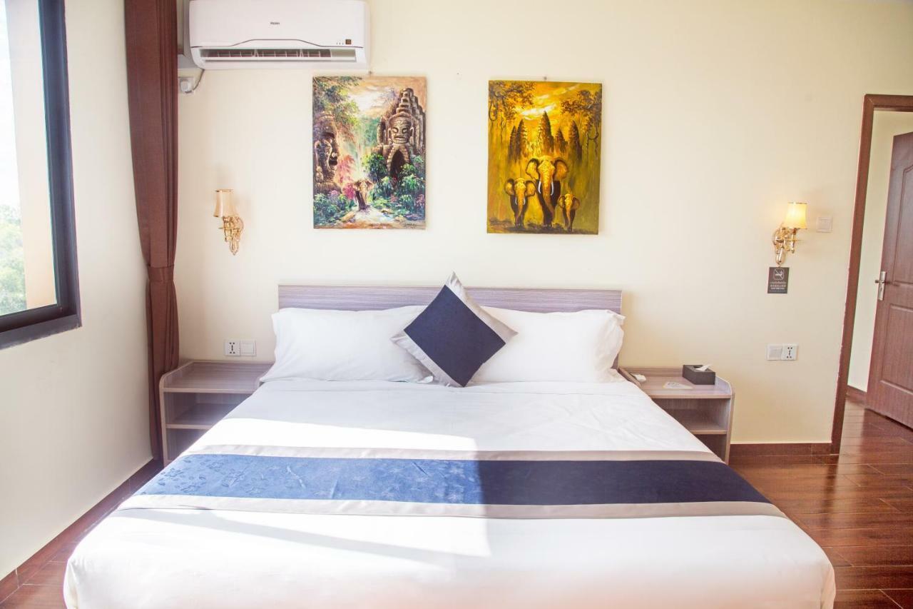 City Comfort Hotel Phnom Penh Airport Esterno foto