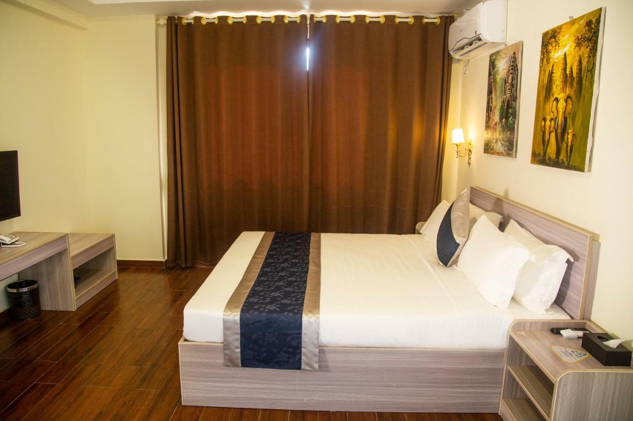City Comfort Hotel Phnom Penh Airport Esterno foto