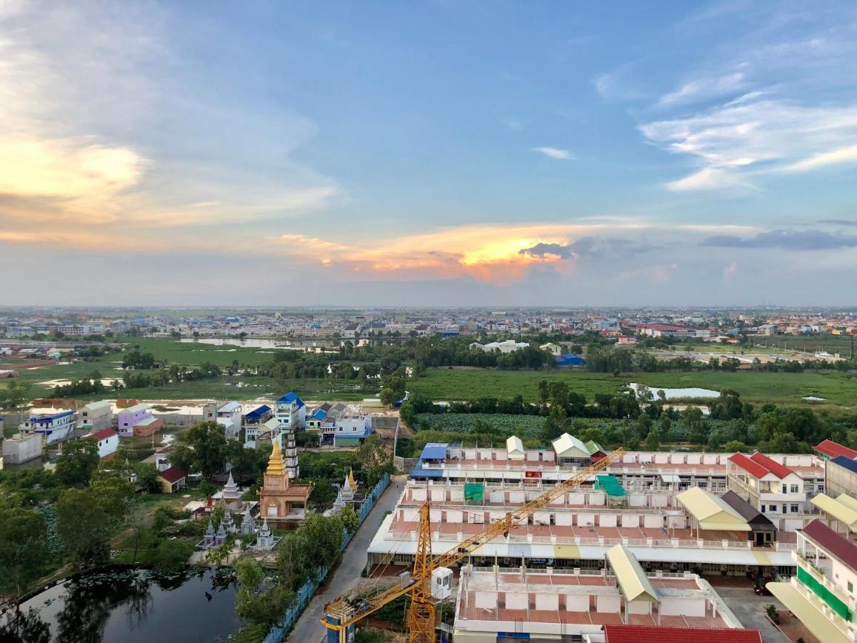 City Comfort Hotel Phnom Penh Airport Esterno foto