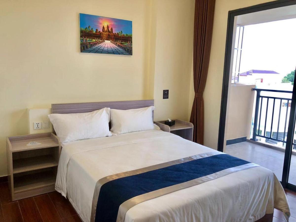 City Comfort Hotel Phnom Penh Airport Esterno foto